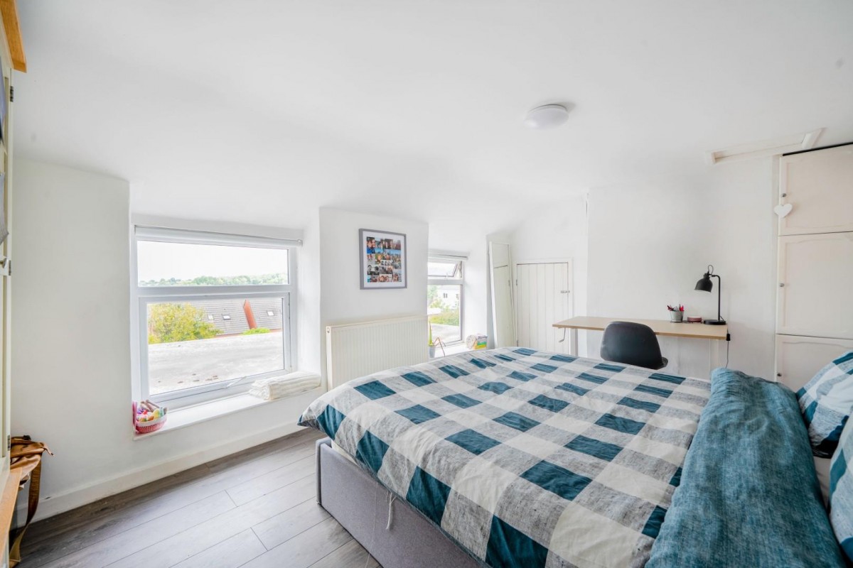 Hunger Hill, Dursley, GL11 4JR