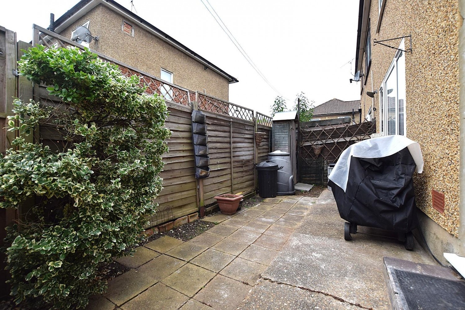 Park Lane, Chadwell Heath, RM6