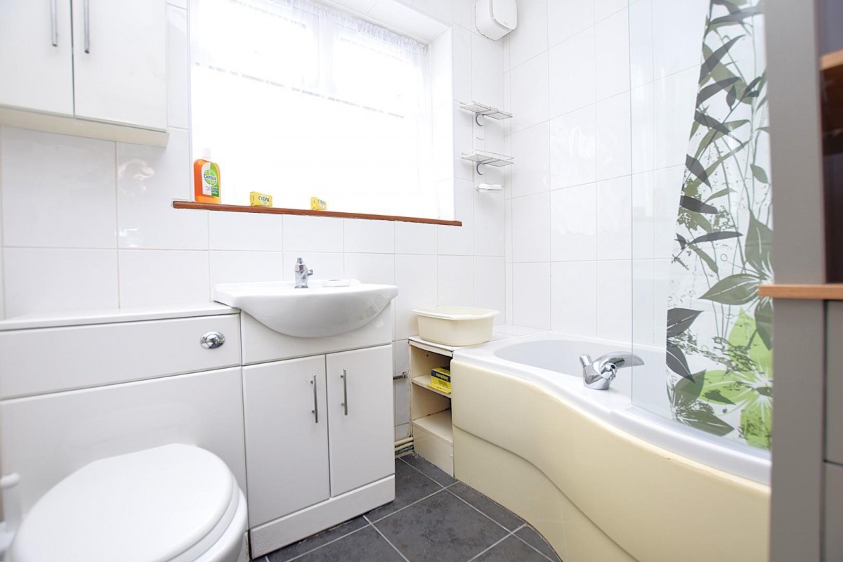 Park Lane, Chadwell Heath, RM6