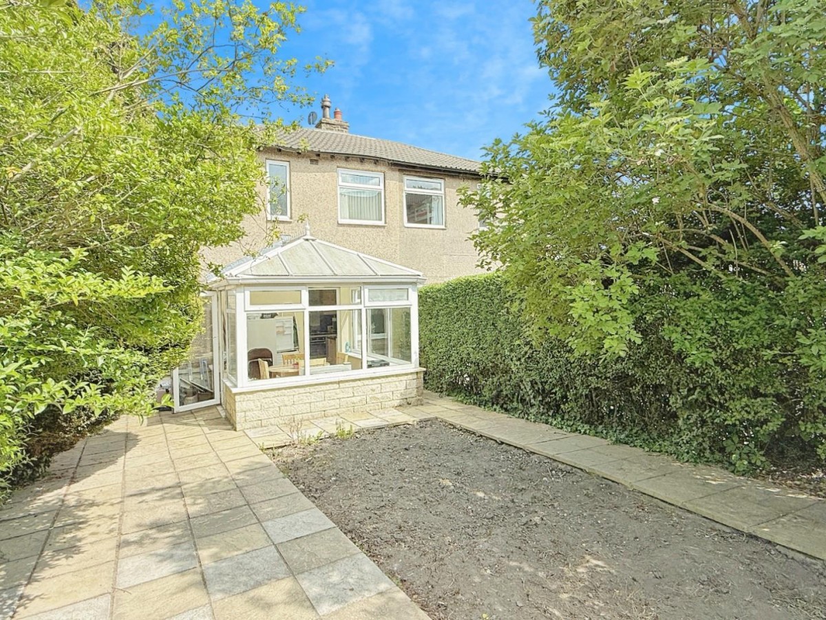 Moorland Road, Pudsey