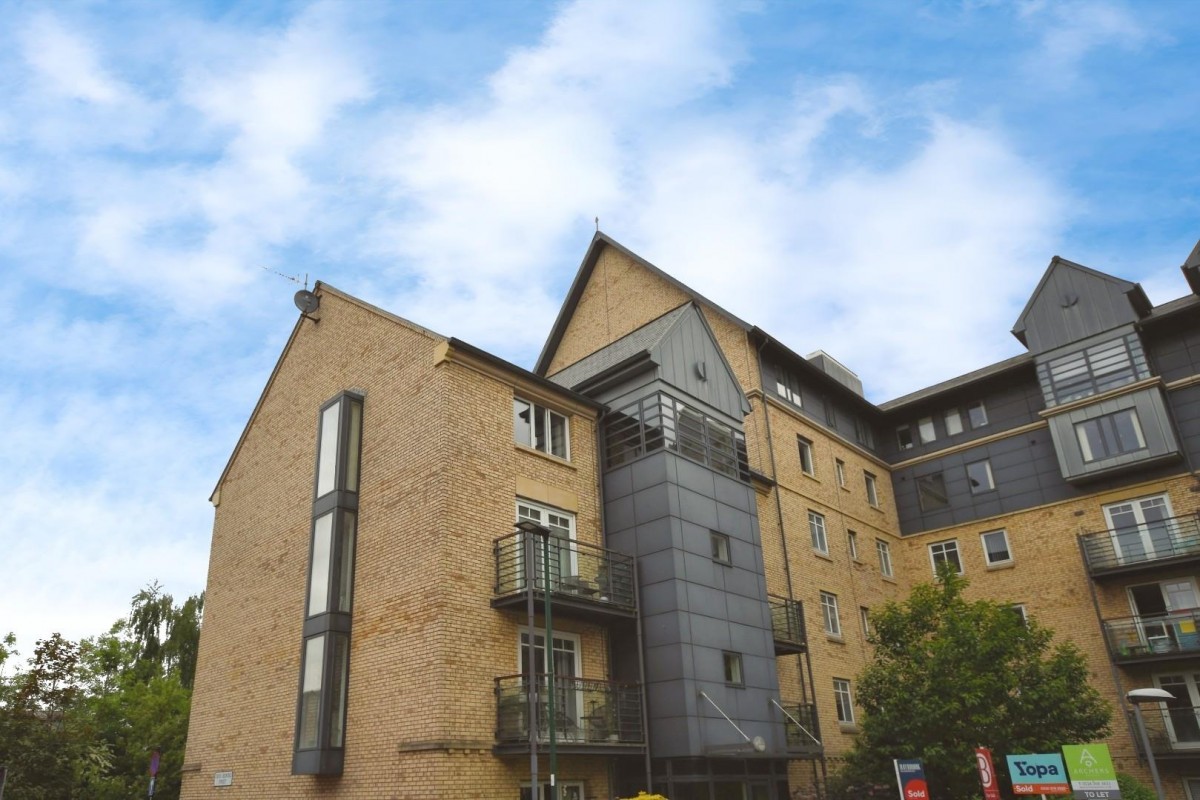 Philadelphia House, Cross Bedford Street, S6