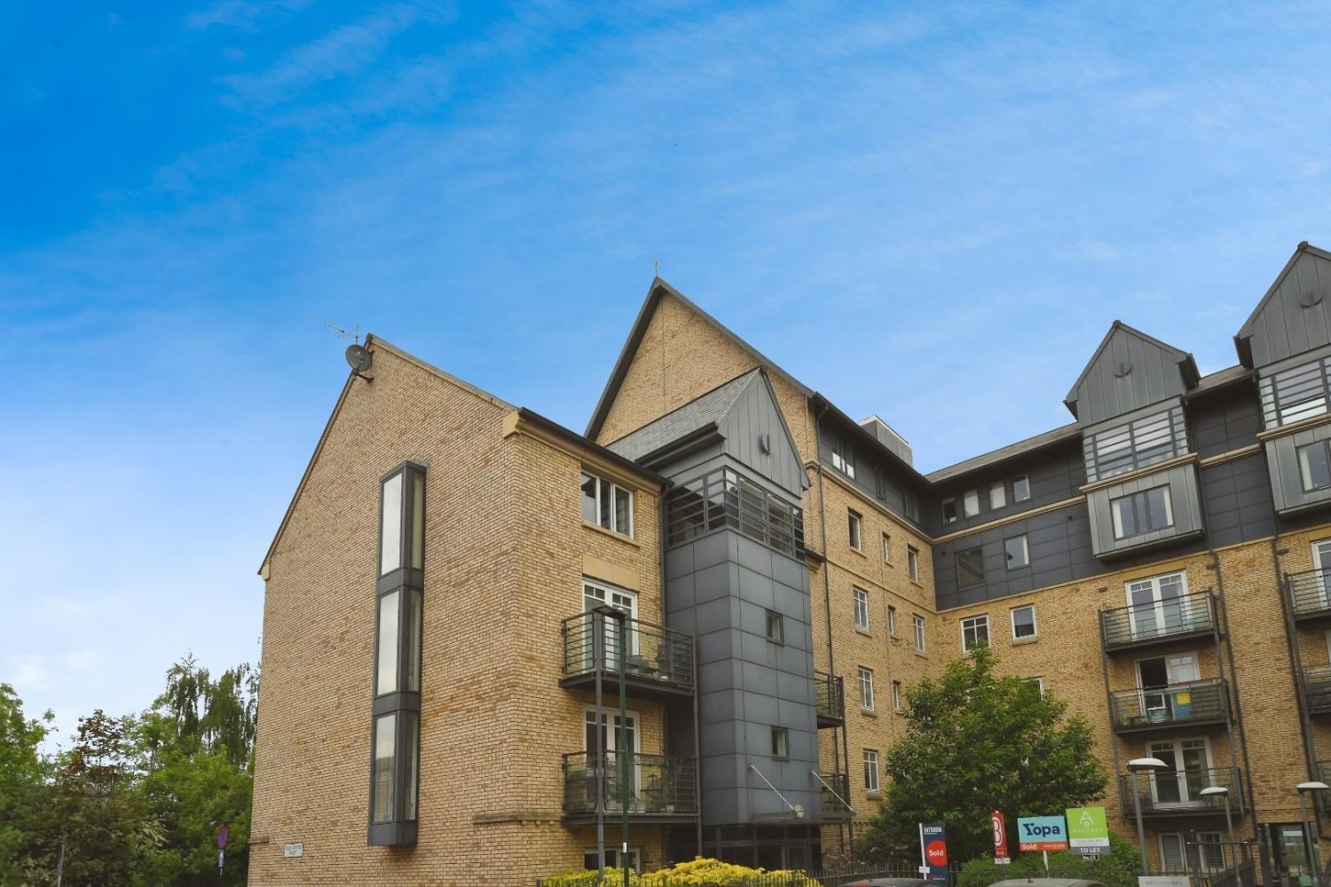 Philadelphia House, Cross Bedford Street, S6