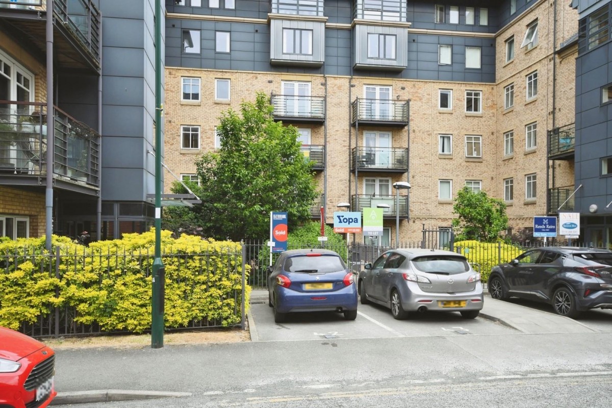 Philadelphia House, Cross Bedford Street, S6