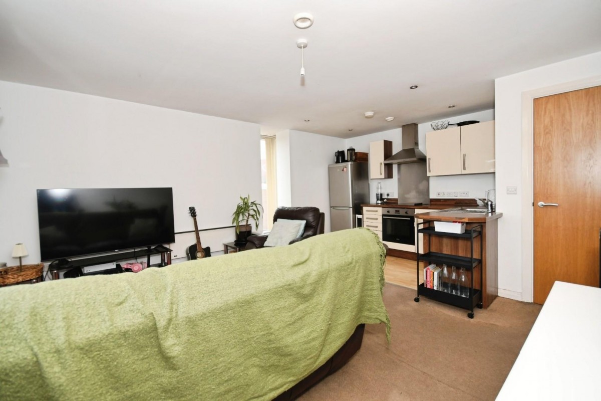 Philadelphia House, Cross Bedford Street, S6