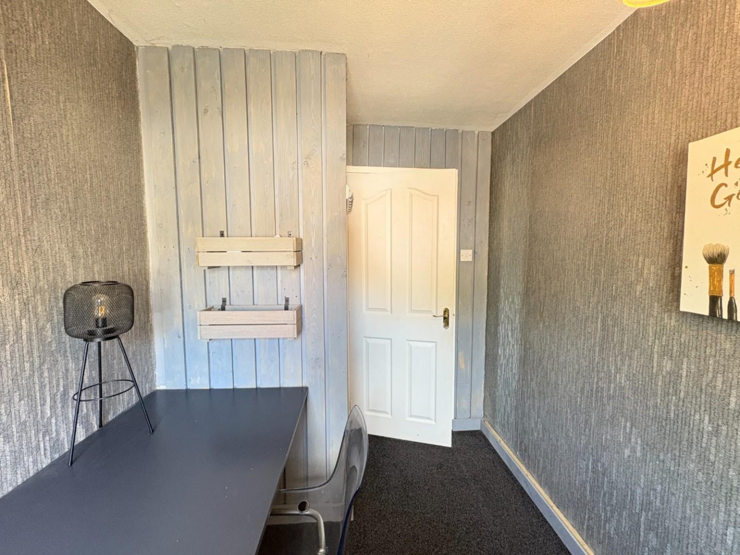 Wayne Close, Batley