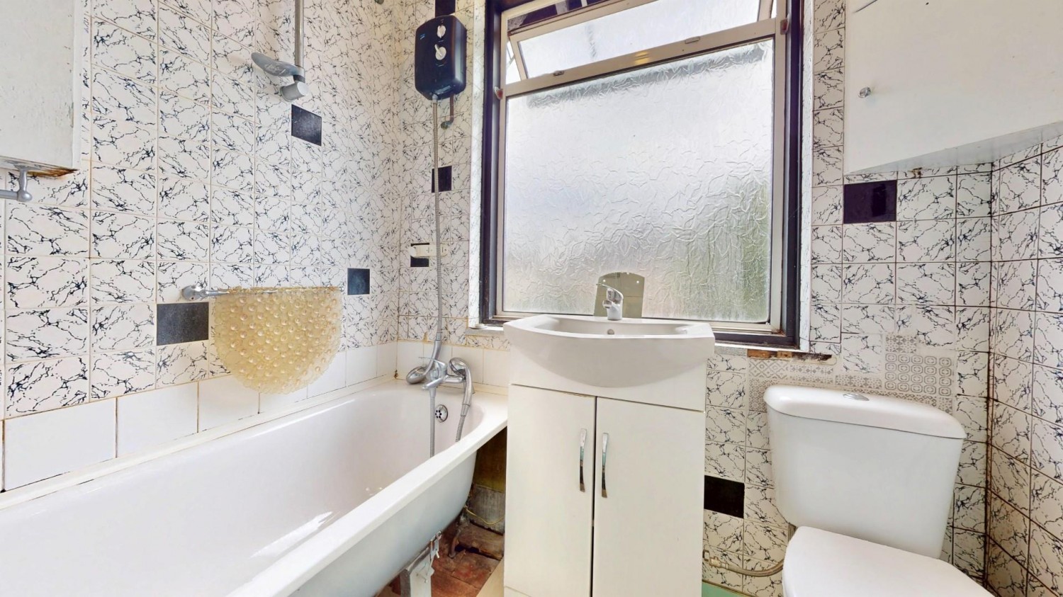 Alexandra Road, Chadwell Heath, RM6