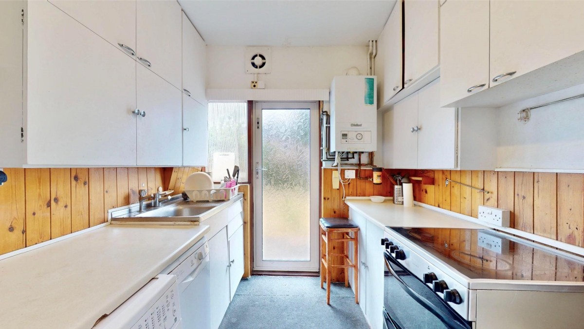 Alexandra Road, Chadwell Heath, RM6