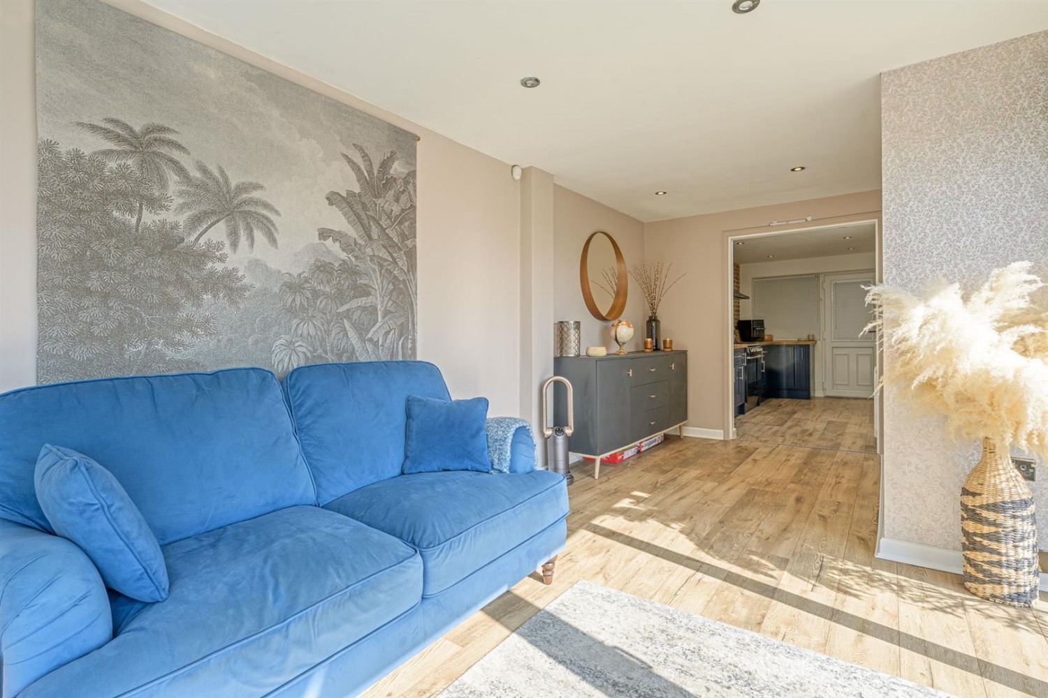 Lawnswood Road, Stourbridge, DY8 5LL