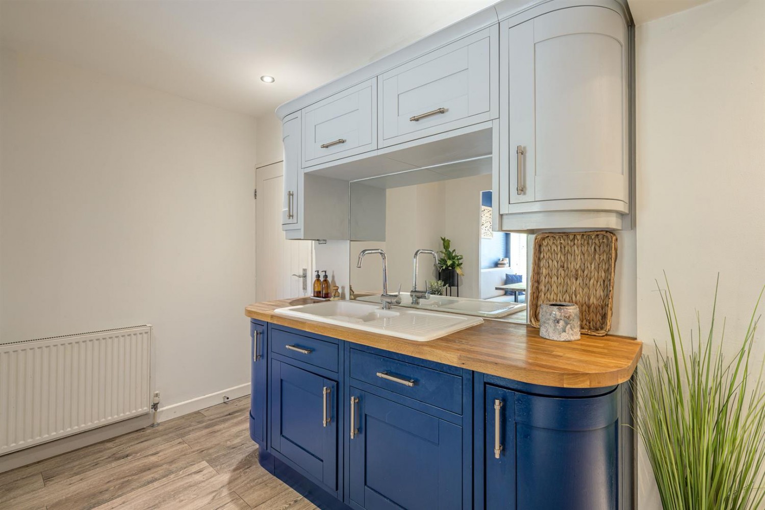 Lawnswood Road, Stourbridge, DY8 5LL