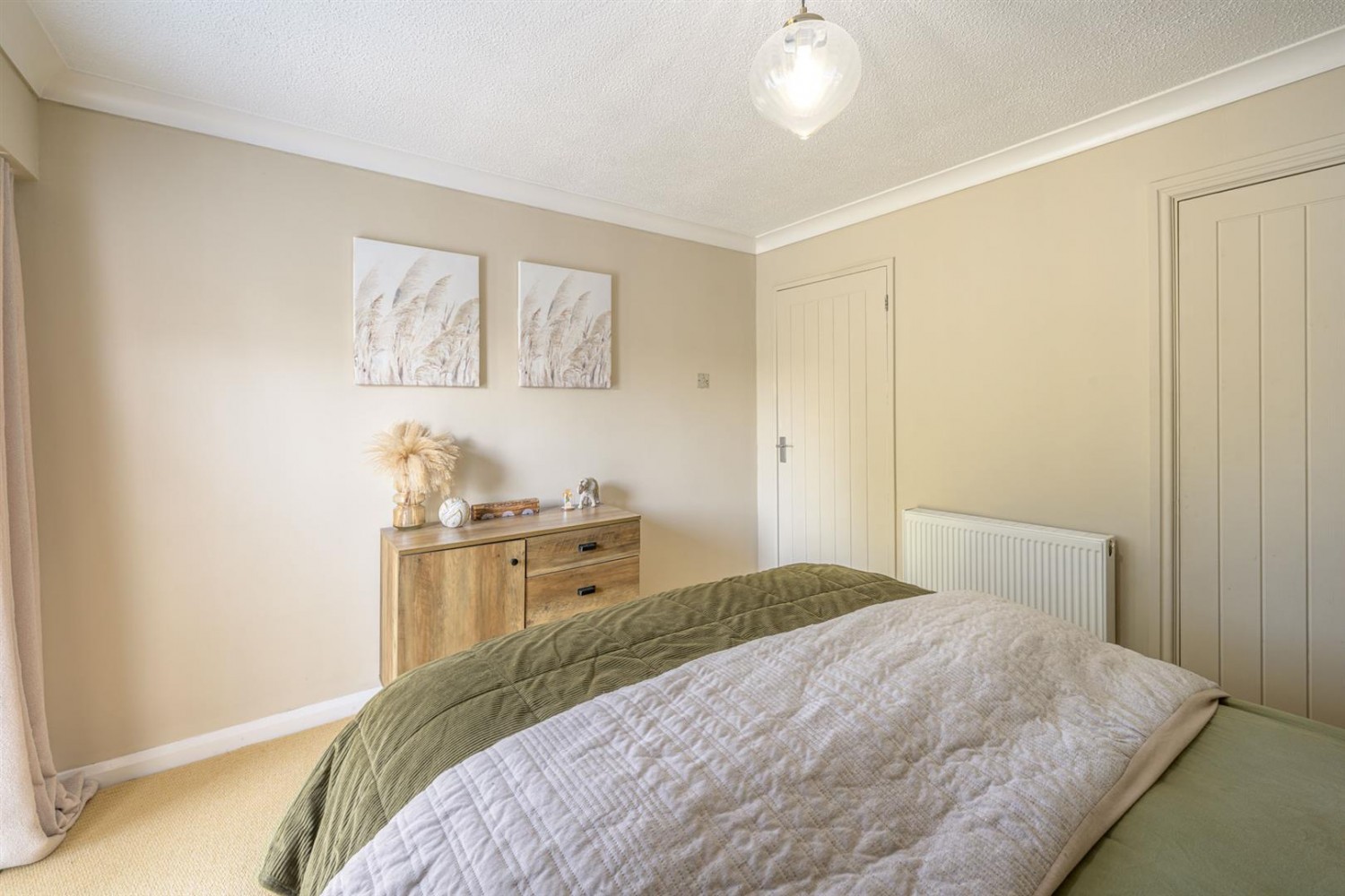 Lawnswood Road, Stourbridge, DY8 5LL