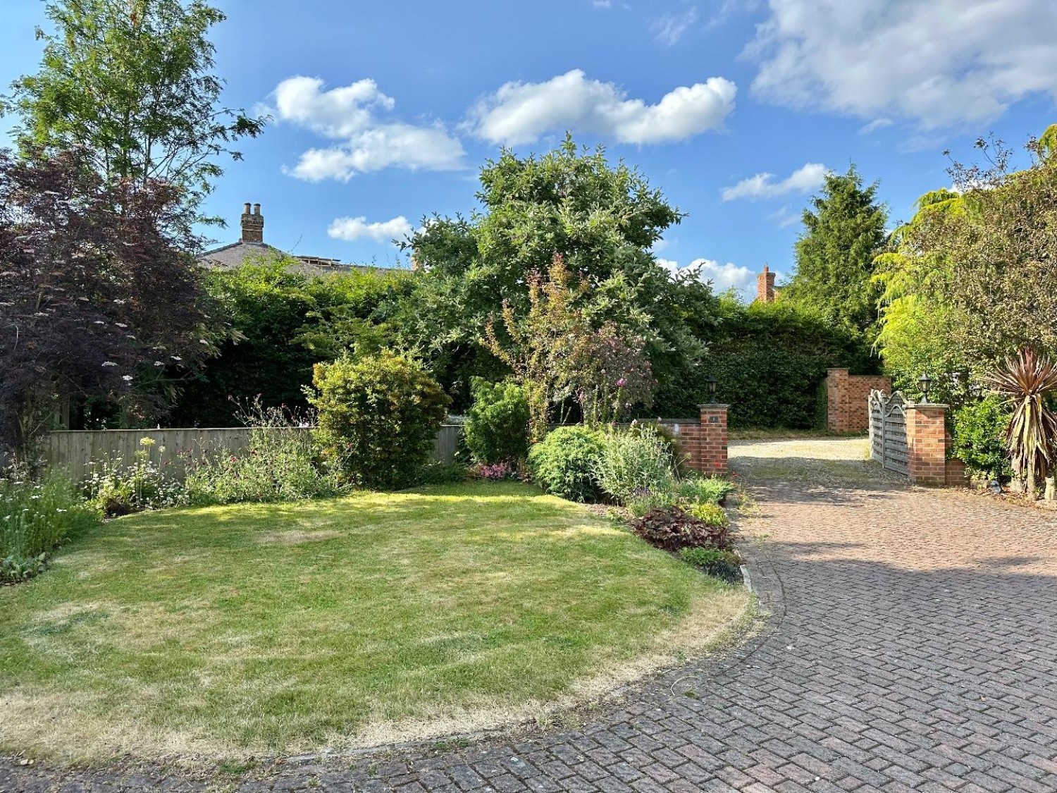 Birchwood Gardens, Brafferton, York