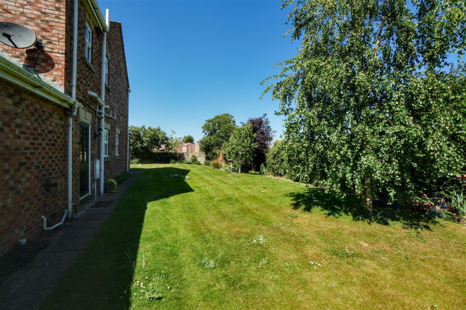 Birchwood Gardens, Brafferton, York