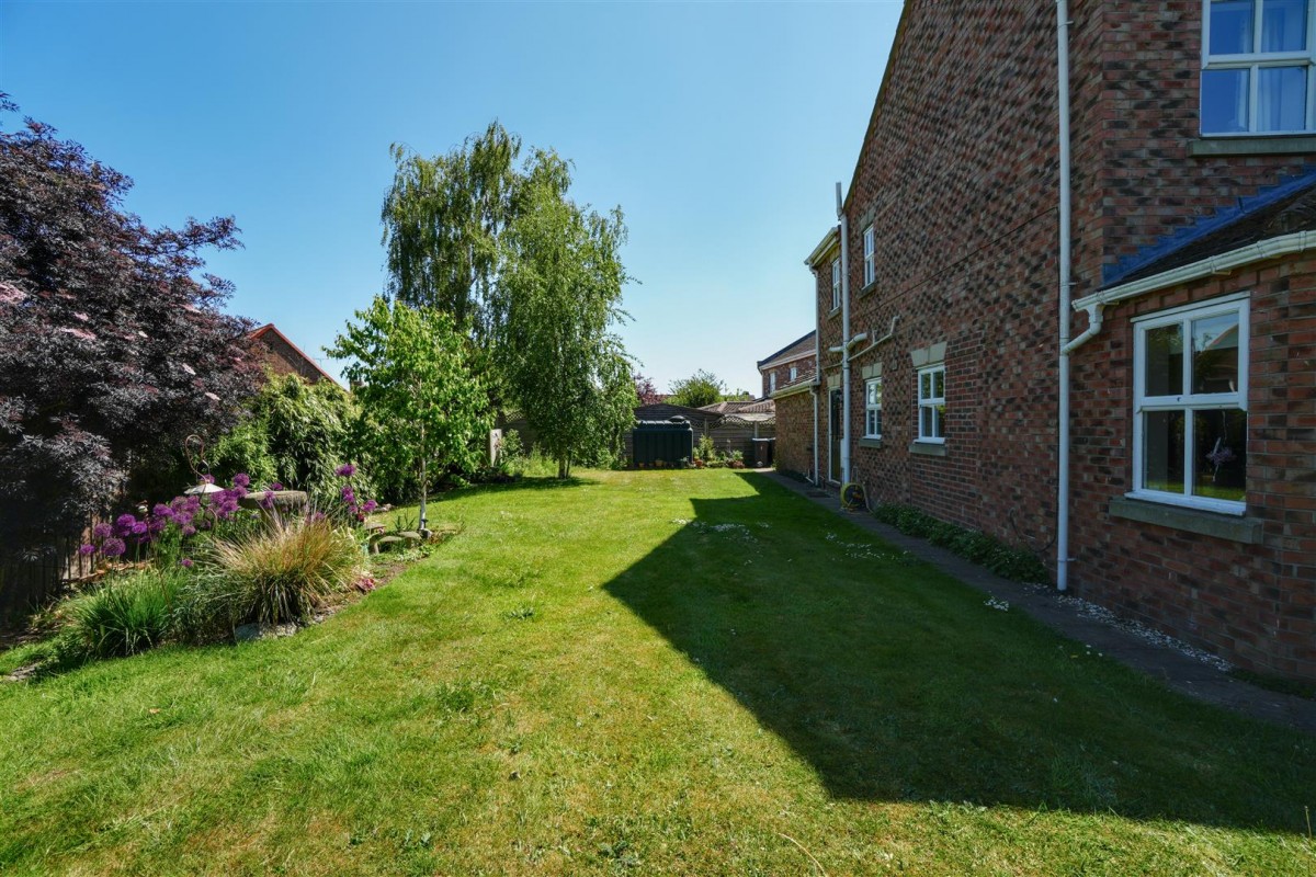 Birchwood Gardens, Brafferton, York