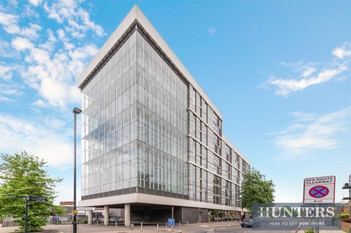 Ealing Road, Brentford, TW8