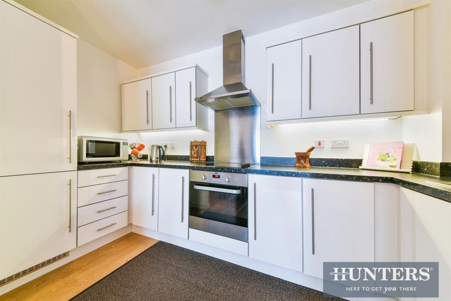 Ealing Road, Brentford, TW8