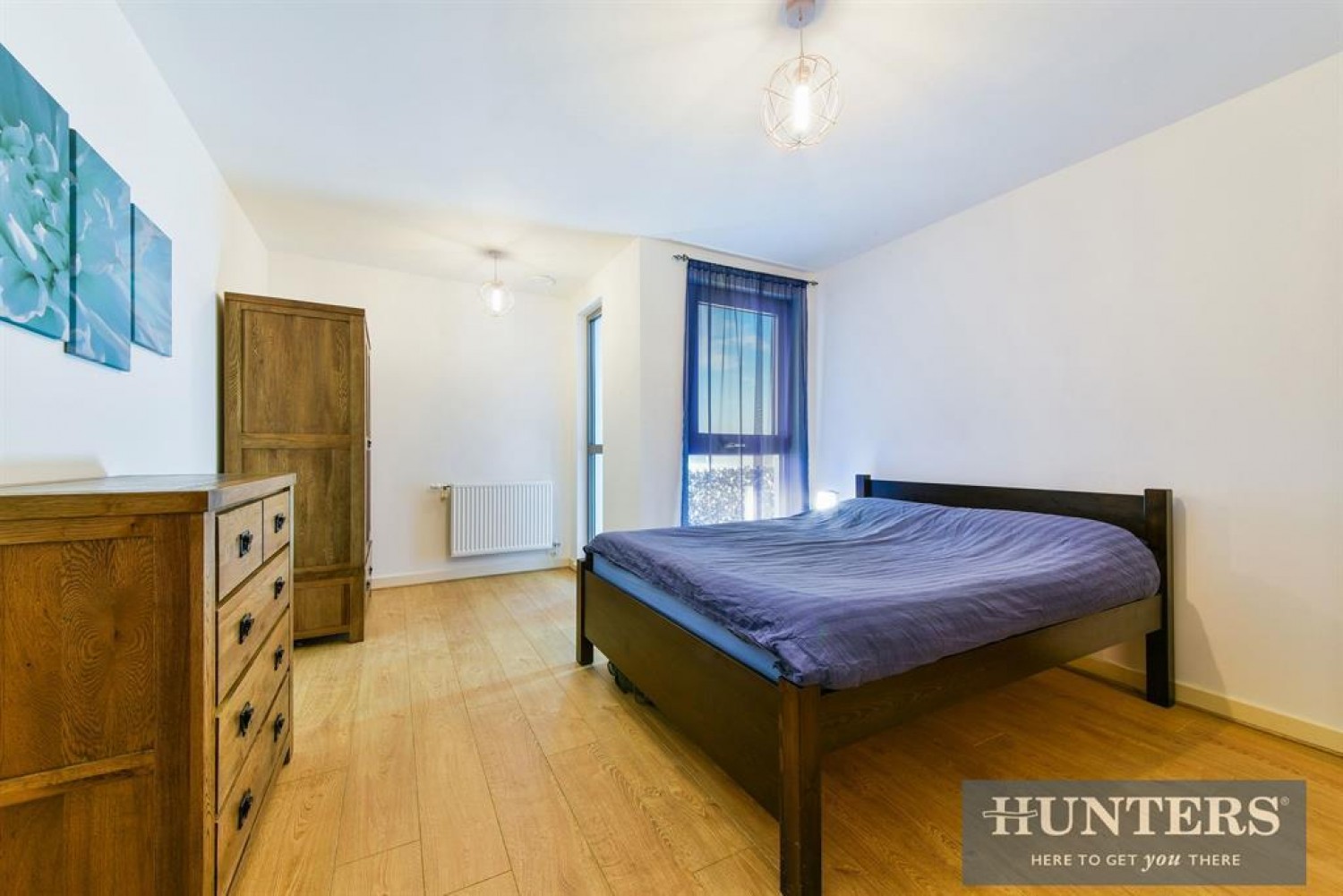 Ealing Road, Brentford, TW8