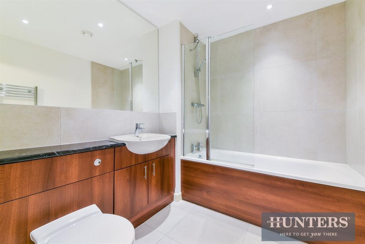 Ealing Road, Brentford, TW8