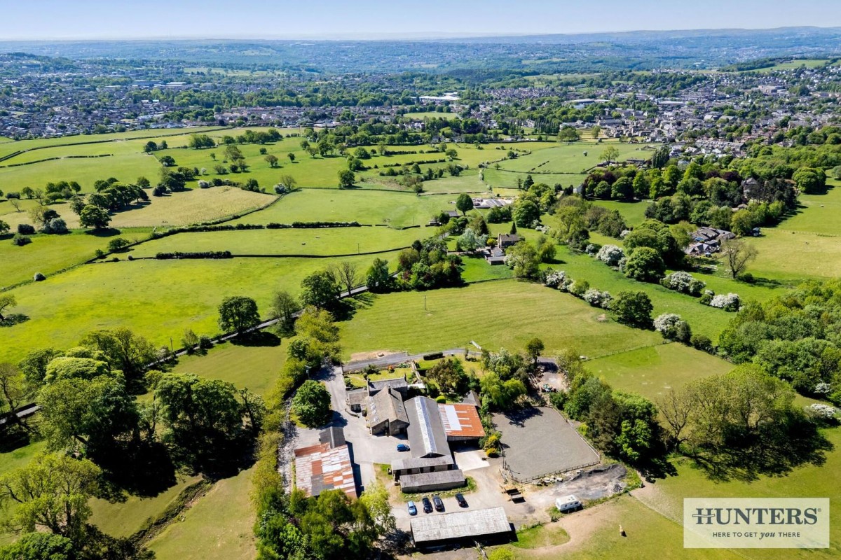 Carlton Lane, Guiseley, Leeds