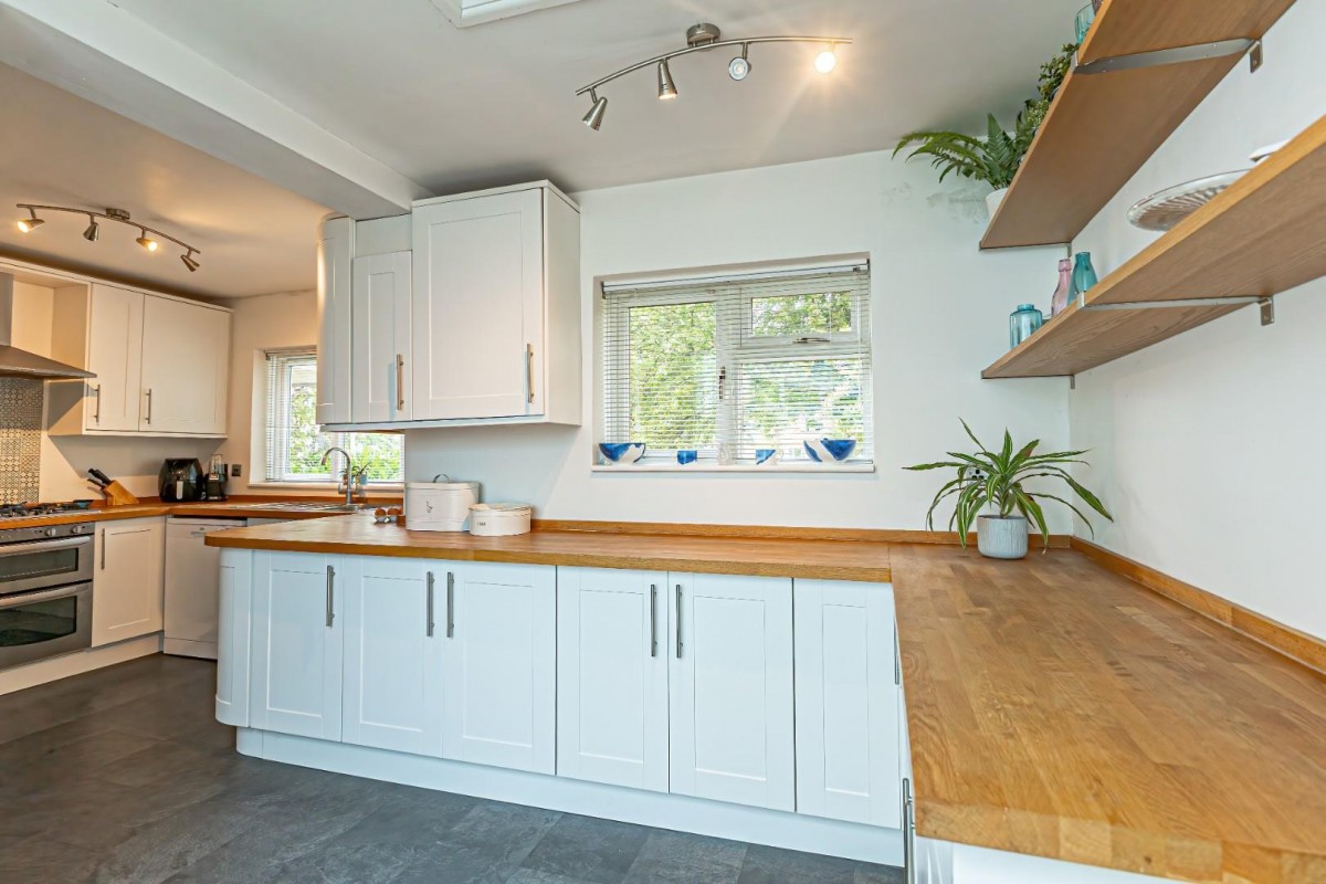 Station Road, Long Marston, Tring