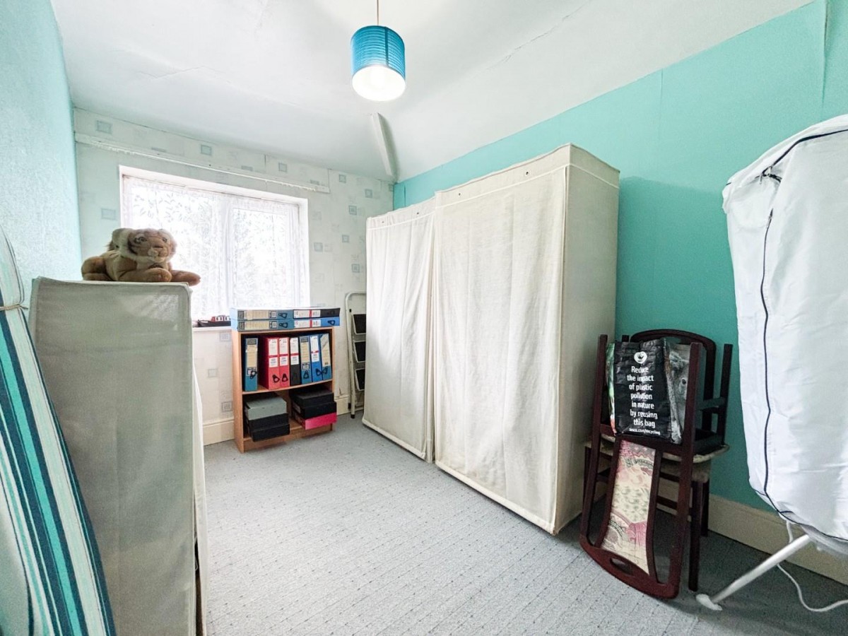 Queensdale Crescent, Bristol