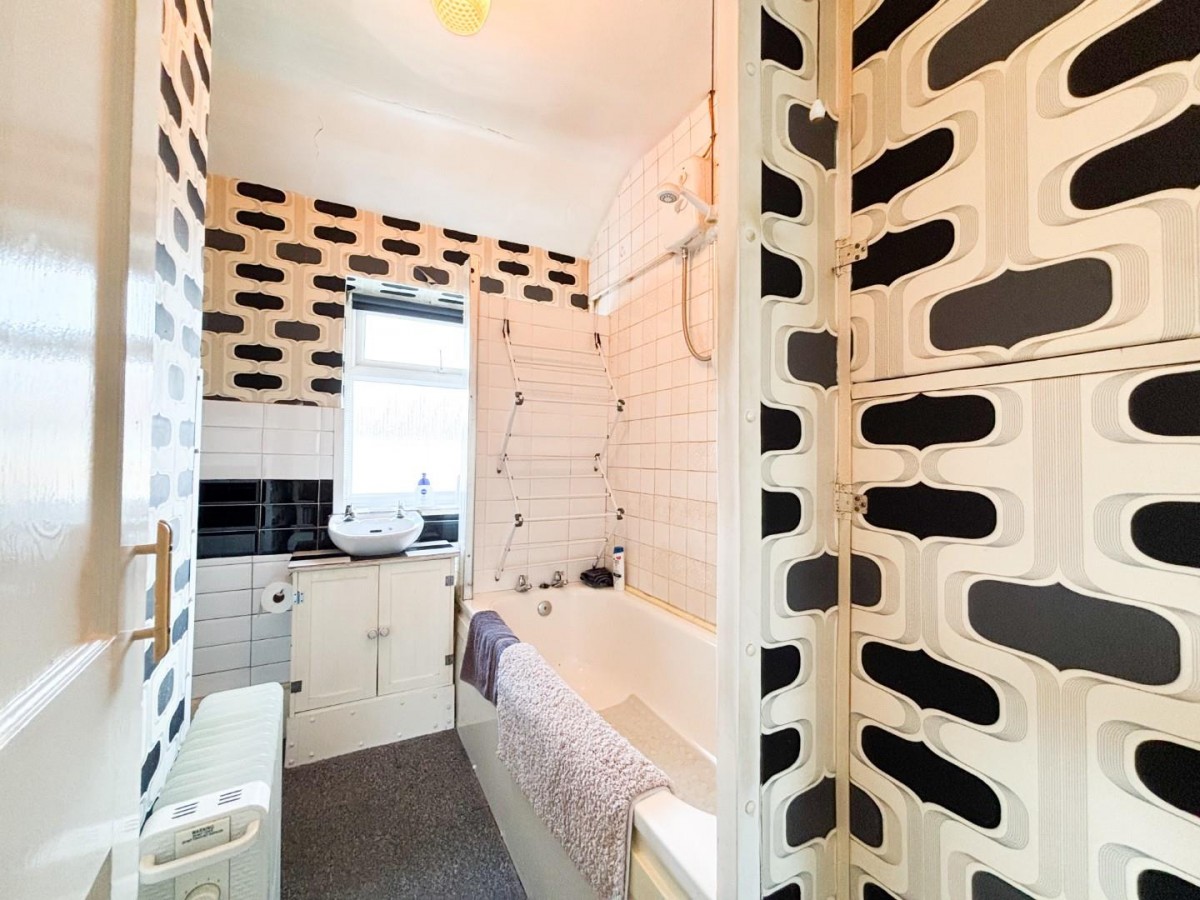 Queensdale Crescent, Bristol