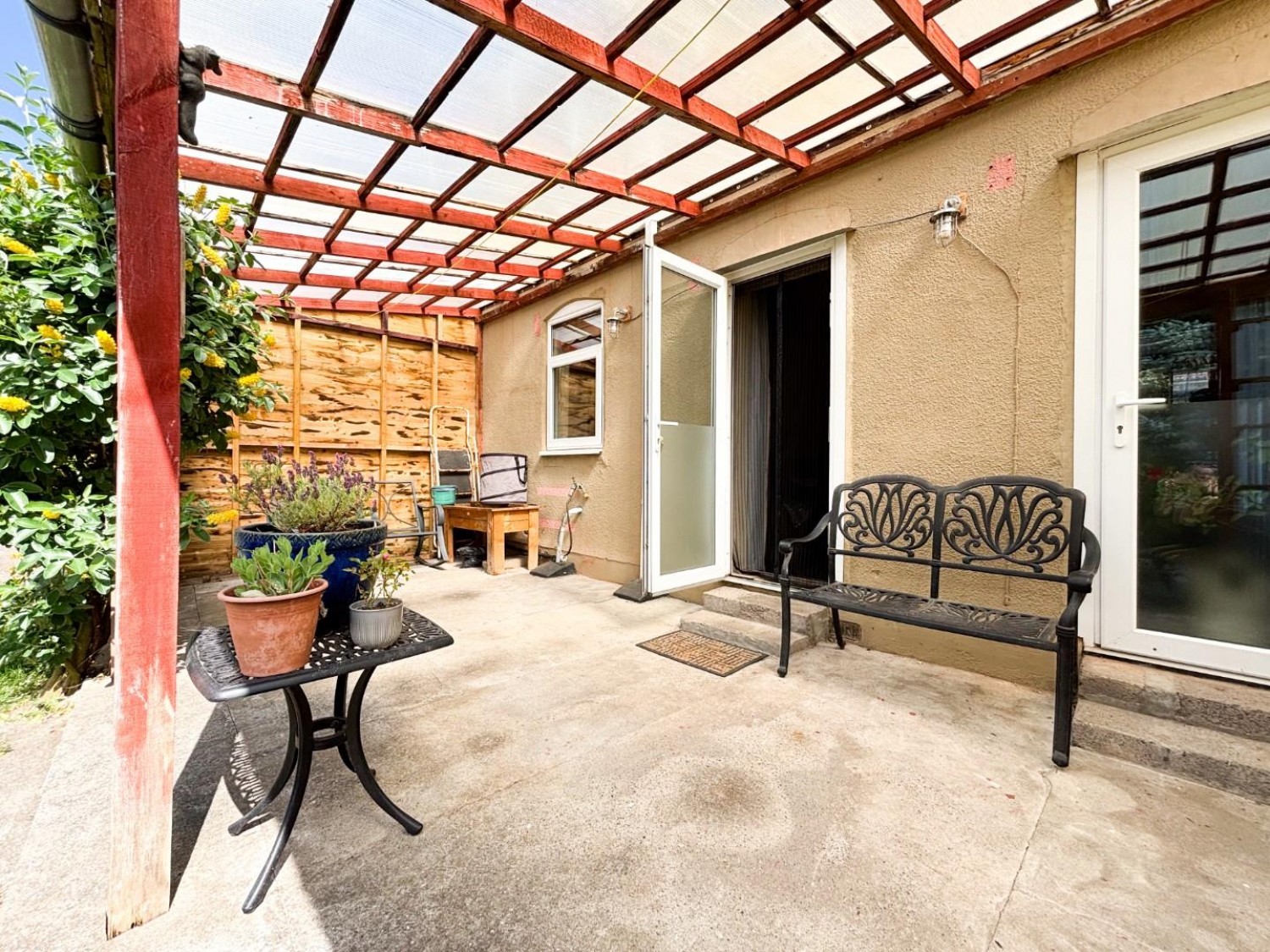 Queensdale Crescent, Bristol