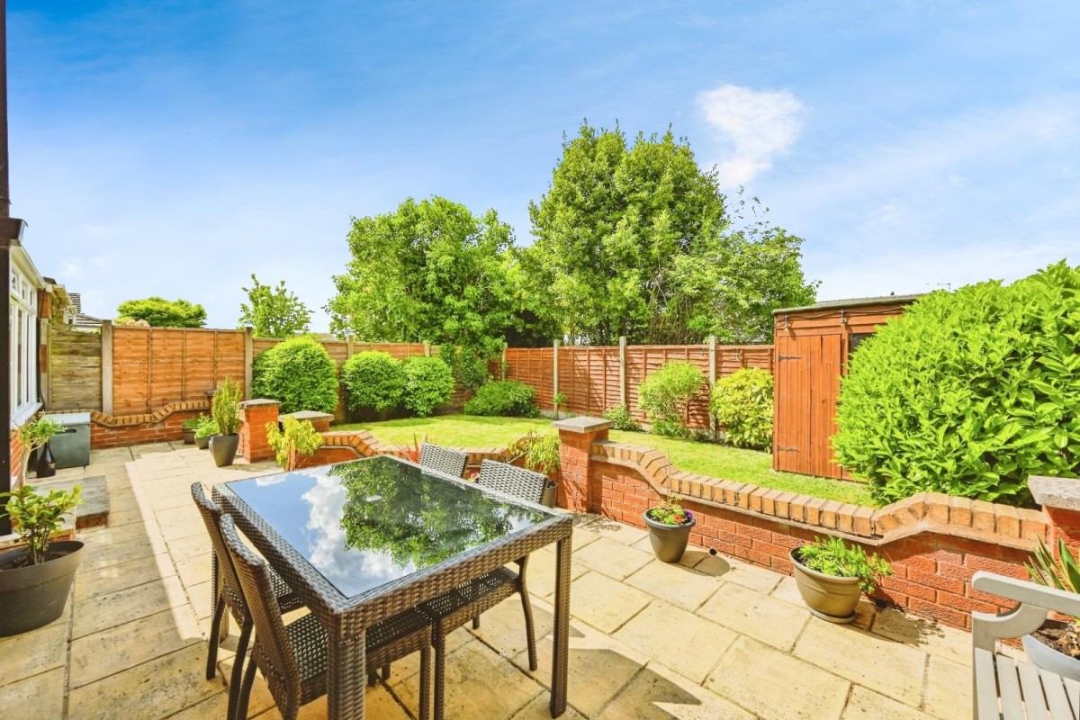 Chapel Lane, Lichfield, WS14 9BA