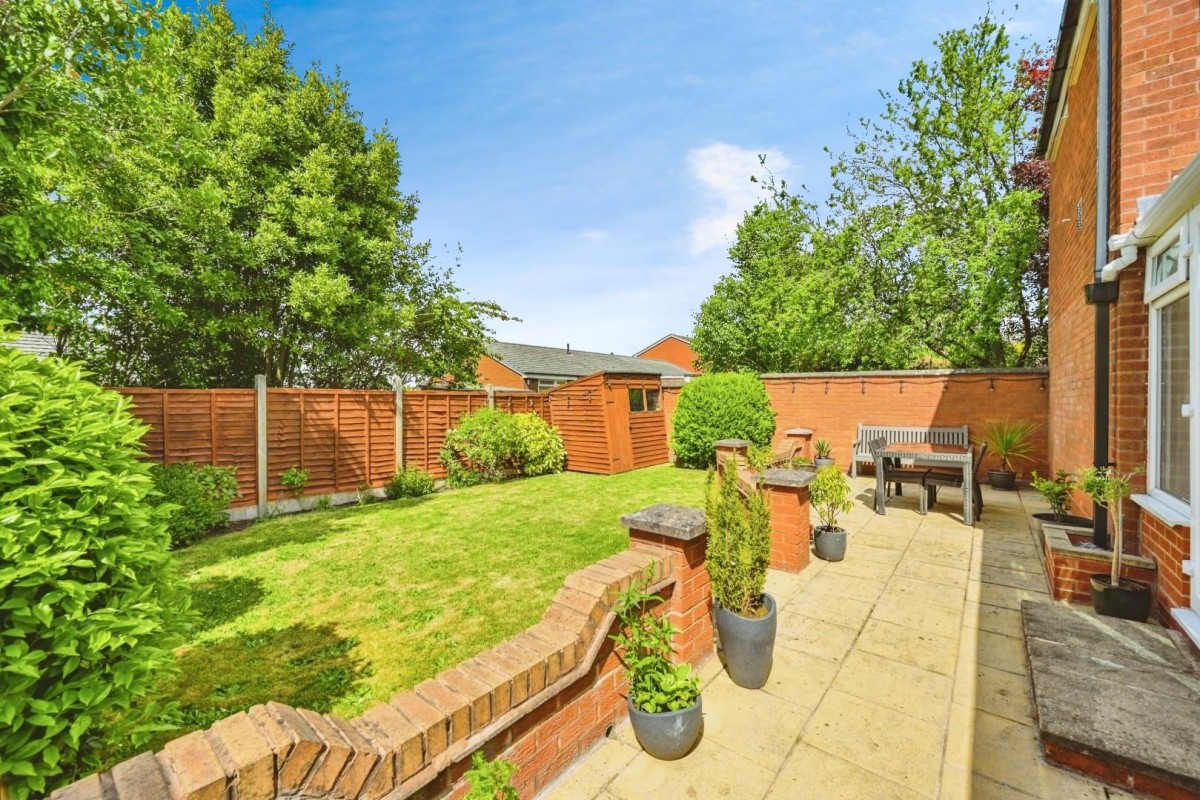 Chapel Lane, Lichfield, WS14 9BA