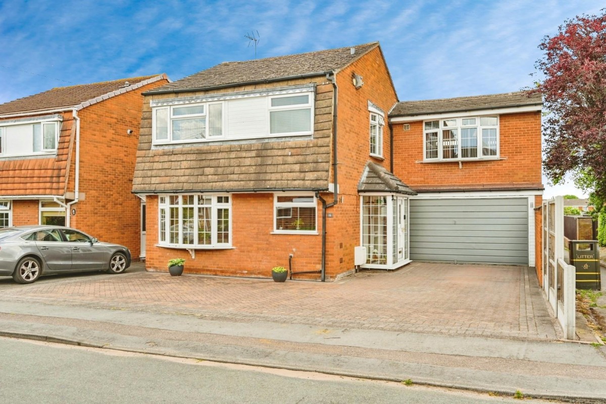 Chapel Lane, Lichfield, WS14 9BA