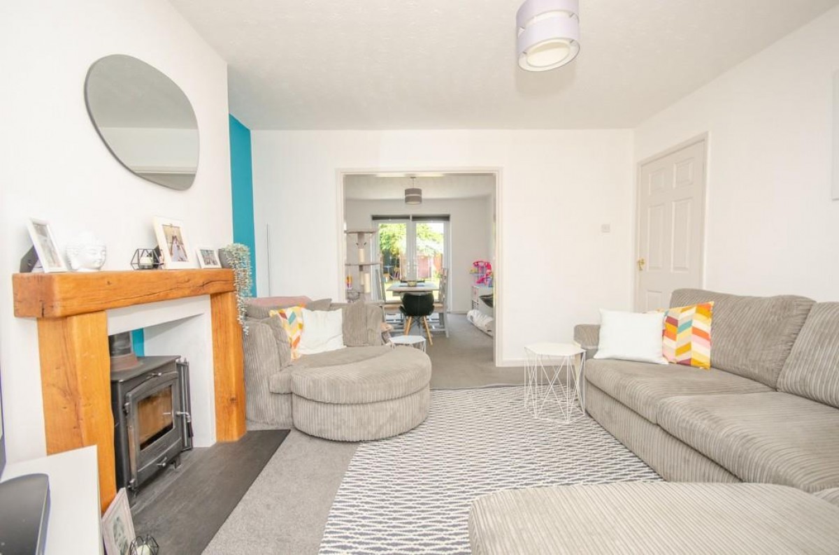 Sutherland Avenue, Downend, Bristol, BS16 6QW