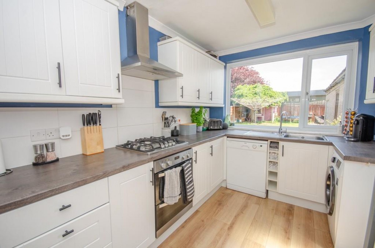Sutherland Avenue, Downend, Bristol, BS16 6QW