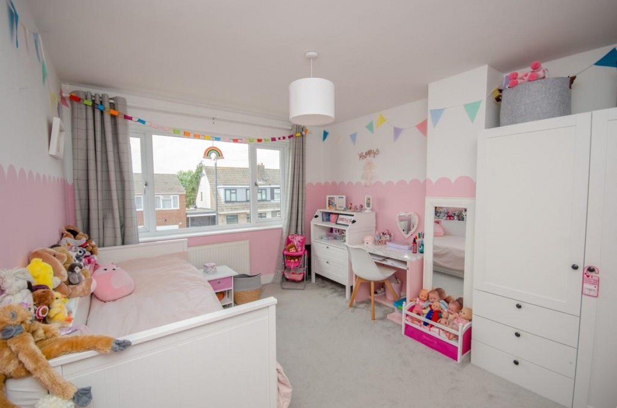 Sutherland Avenue, Downend, Bristol, BS16 6QW