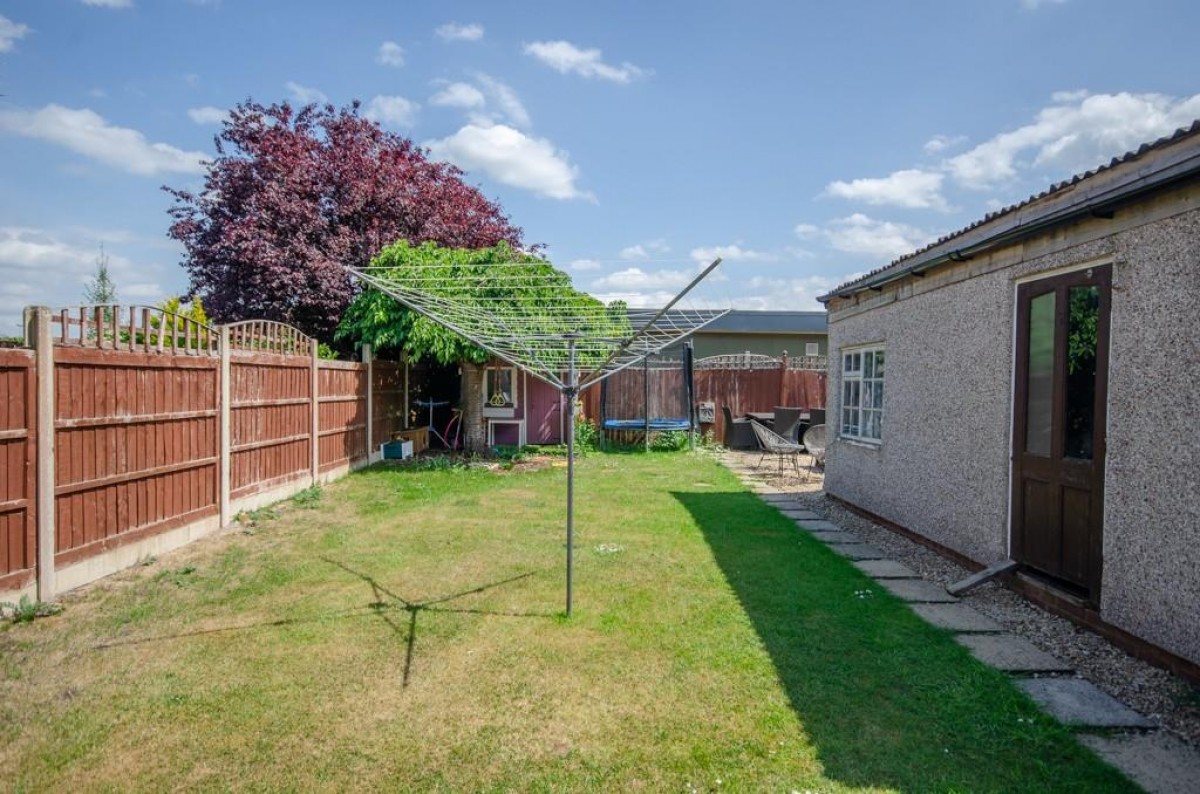Sutherland Avenue, Downend, Bristol, BS16 6QW