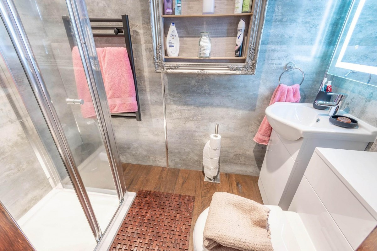 Beckingham Road, Walkeringham, Doncaster, DN10 4HZ