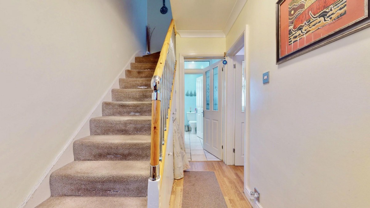 Becontree Avenue, Dagenham, RM8