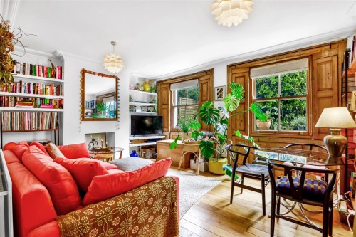 Bouverie Road, London, N16