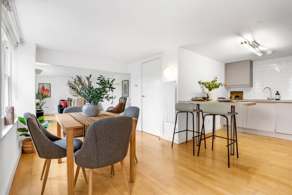 Scholars Place, Oldfield Road, London, N16