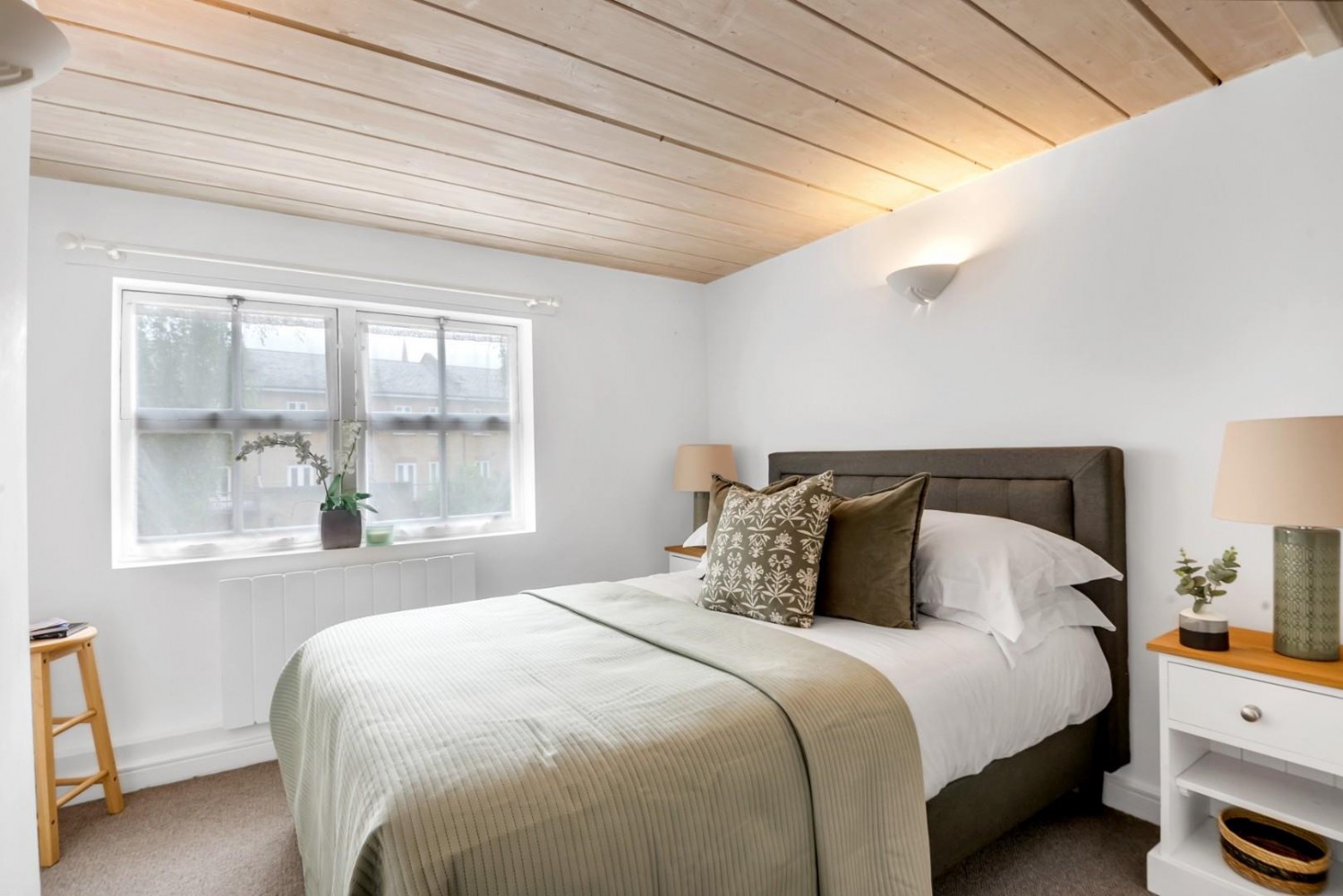 Scholars Place, Oldfield Road, London, N16