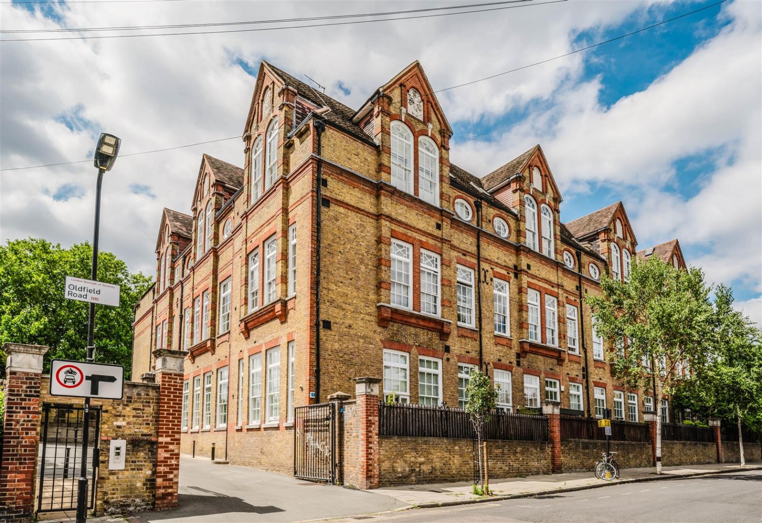 Scholars Place, Oldfield Road, London, N16