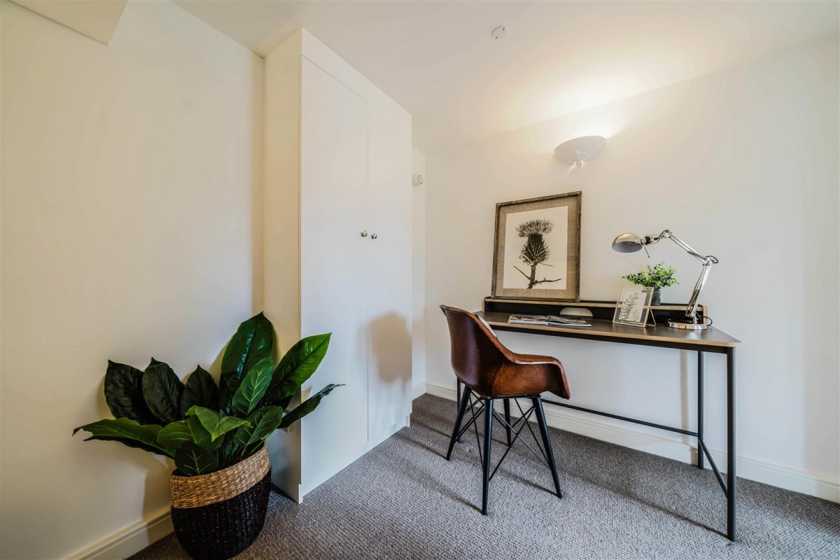 Scholars Place, Oldfield Road, London, N16