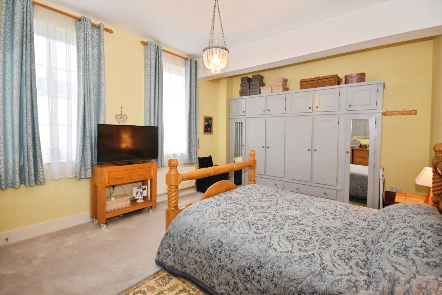 Brearley Hall, Woodmere Drive, Old Whittington, Chesterfield, S41 9TA