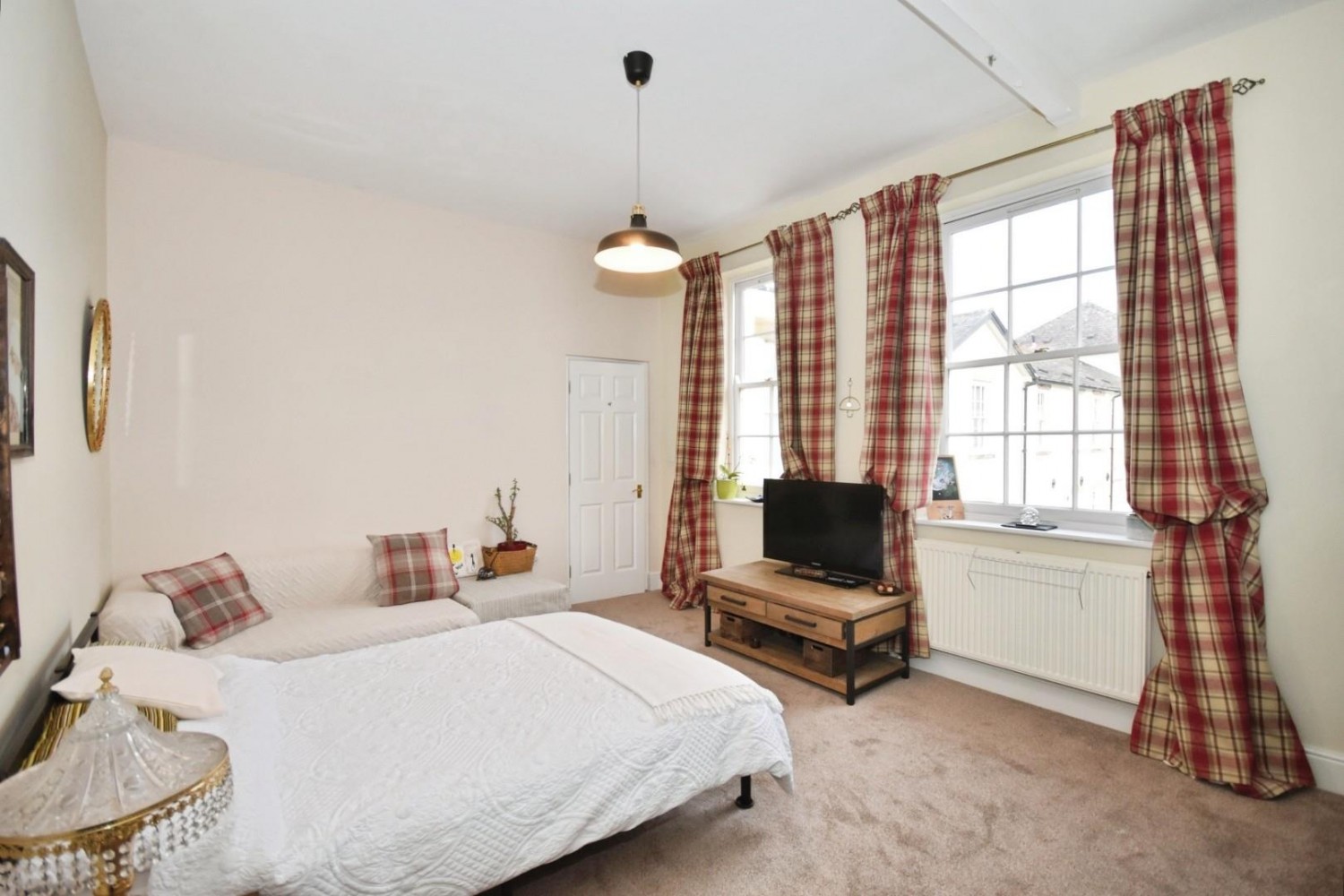 Brearley Hall, Woodmere Drive, Old Whittington, Chesterfield, S41 9TA