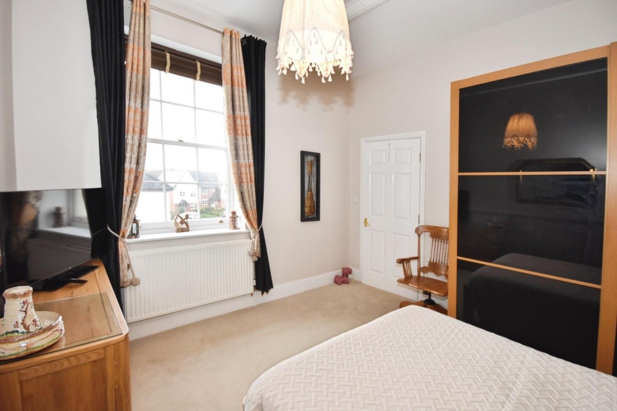 Brearley Hall, Woodmere Drive, Old Whittington, Chesterfield, S41 9TA