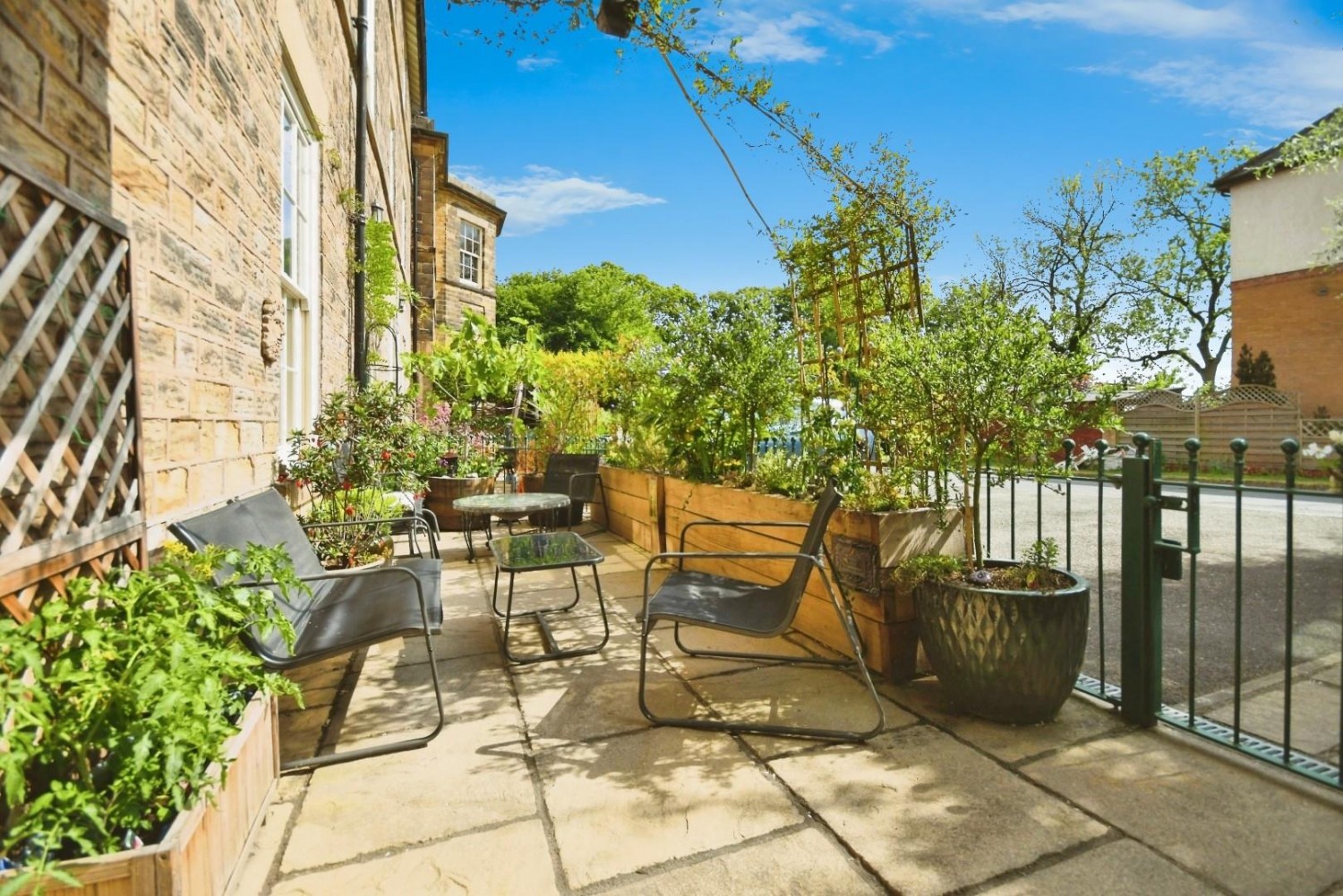 Brearley Hall, Woodmere Drive, Old Whittington, Chesterfield, S41 9TA