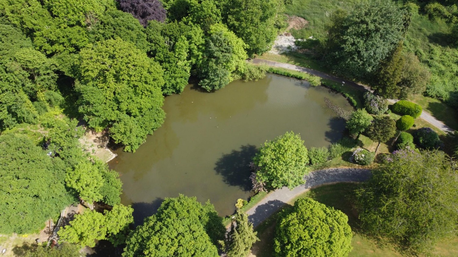 Brearley Hall, Woodmere Drive, Old Whittington, Chesterfield, S41 9TA