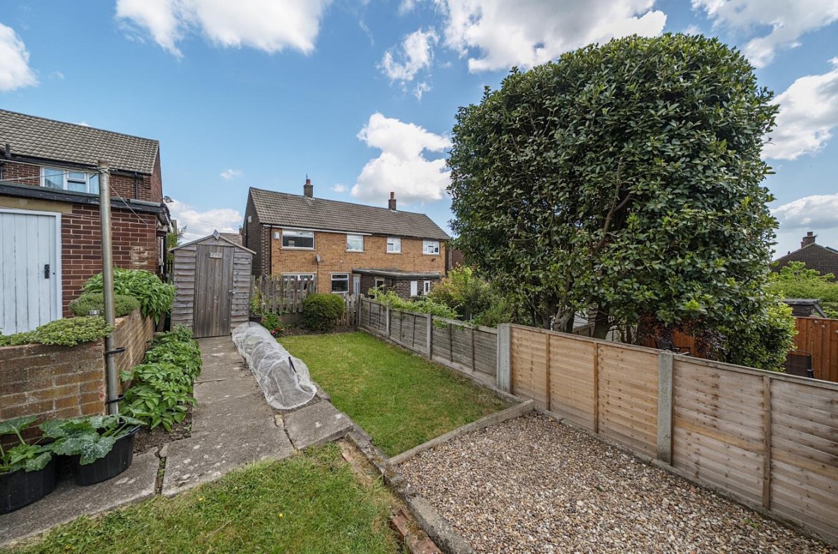 Broadgate Drive, Horsforth, LS18