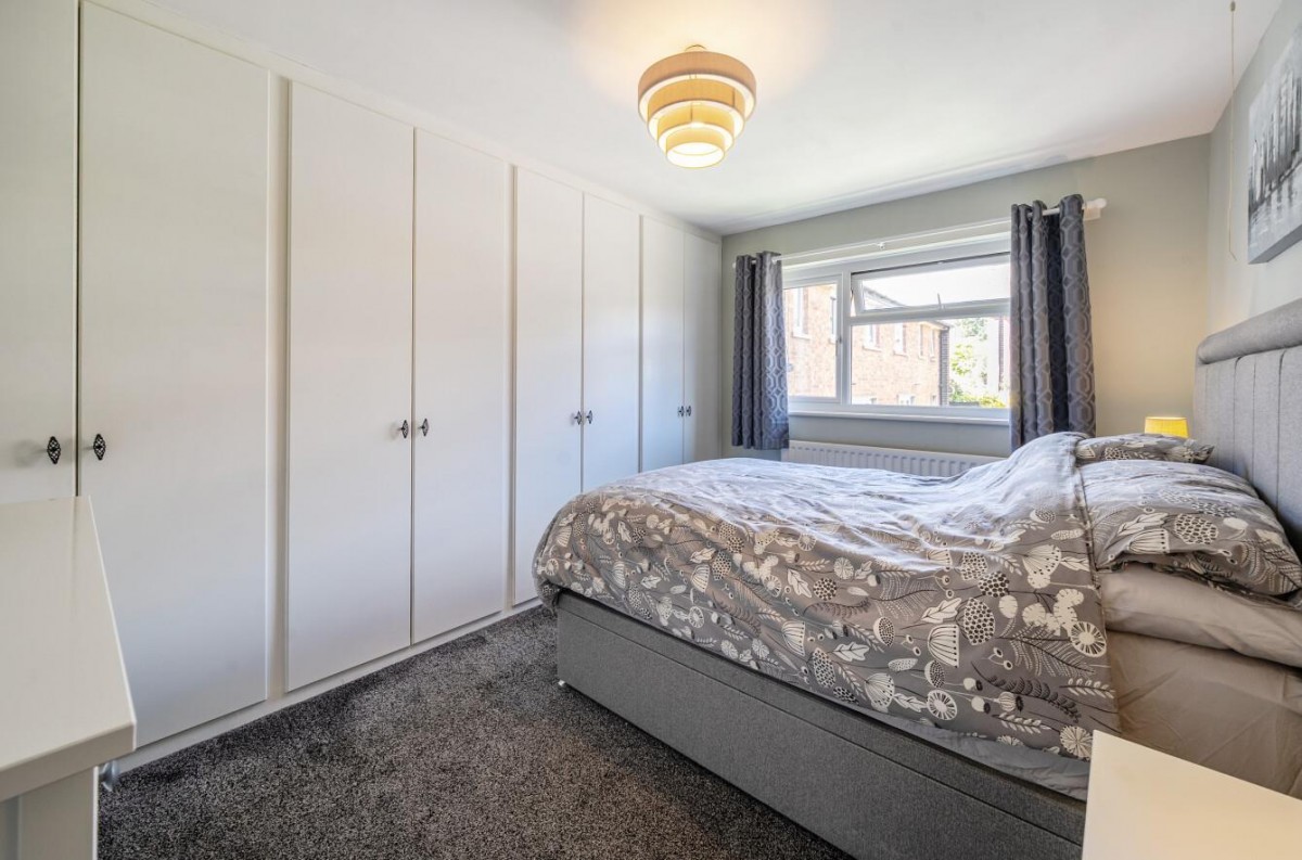 Broadgate Drive, Horsforth, LS18