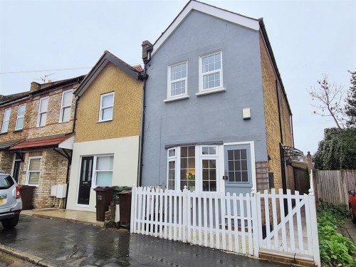 St James Road, Carshalton, SM5 2DU