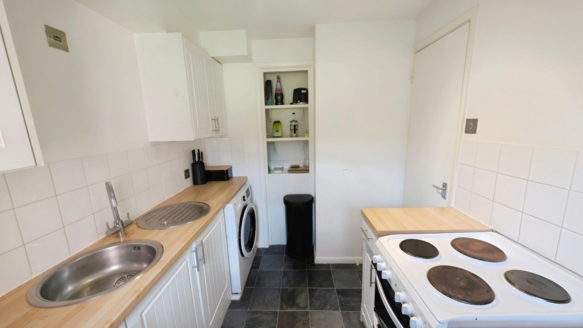 Marina Gardens, Fishponds, Bristol