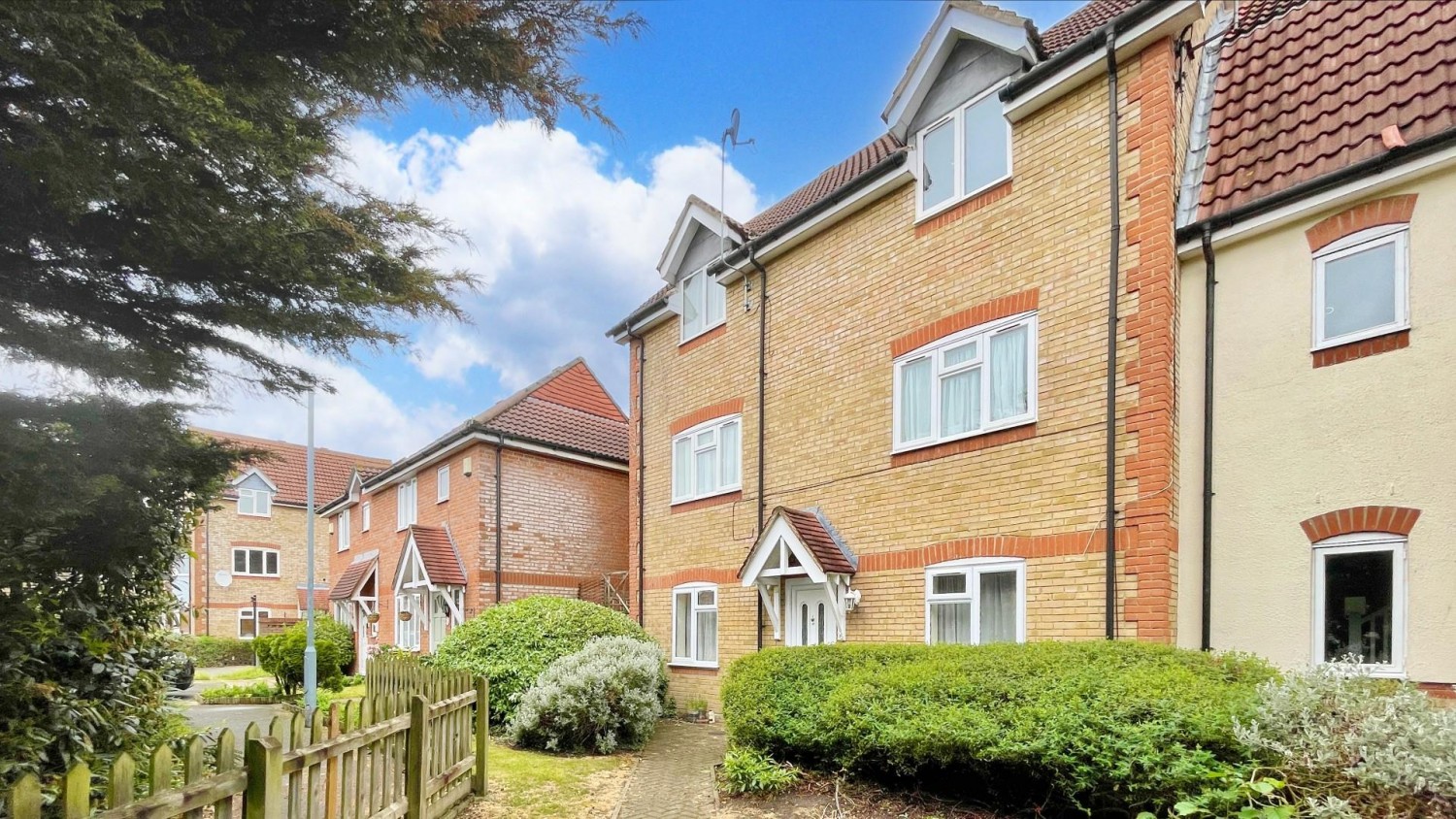 Bexley Gardens, Chadwell Heath